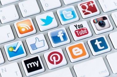 Соціальні комунікації та мережеві медіа (3 МК спец ММ-МА)